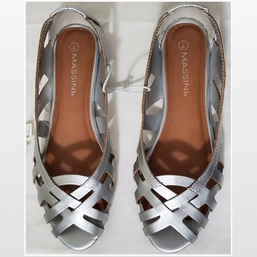 New Massini Flats Shoes Womens Strappy Silver Metallic Comfortable Slides NWT - Picture 7 of 15